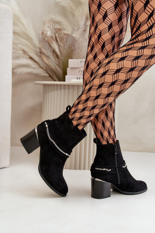 Dames geïsoleerde enkellaarsjes met kettingen van faux suede in zwarte kleur Hanalen