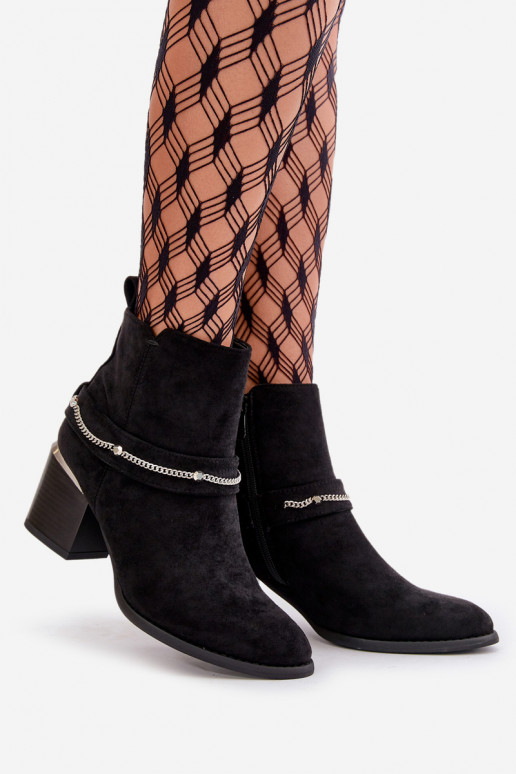 Dames geïsoleerde enkellaarsjes met kettingen van faux suede in zwarte kleur Hanalen