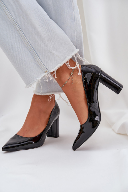 Zwarte schoenen met lakeffect op de kolom Kilanne