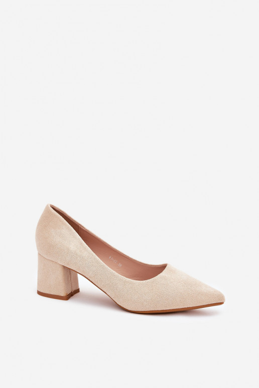 Dames schoenen met puntige neuzen en hakken in zand Merinette