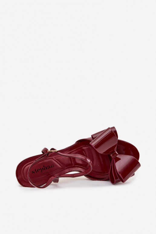 Bordeaux sandalen met lakeffect, dunne hakken en lintjes Noliva