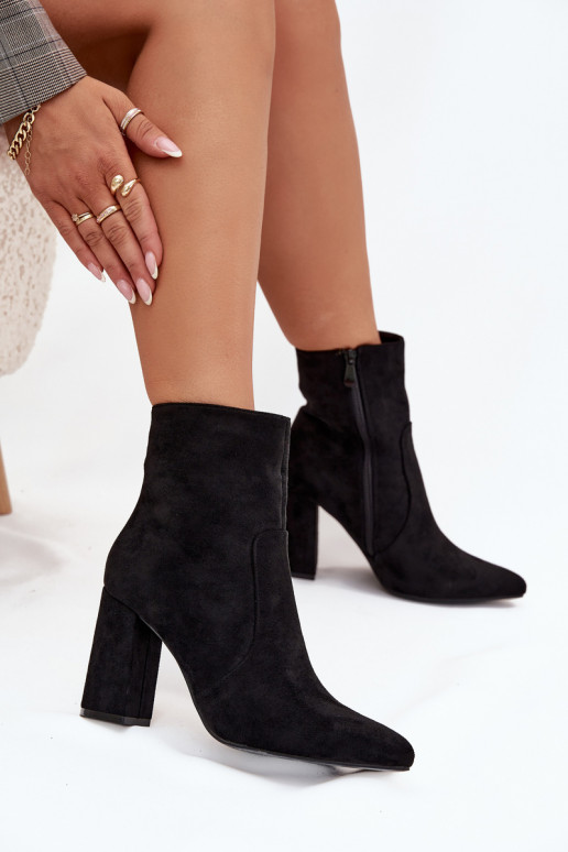 Gevoerde dames enkellaarsjes van faux suede, zwart Pralina