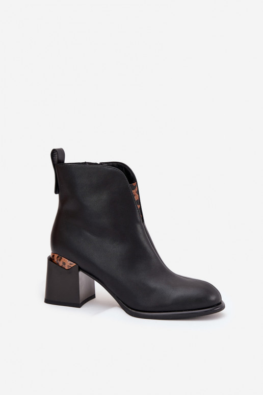Zwarte leren dames enkellaarsjes Vinceza 66811