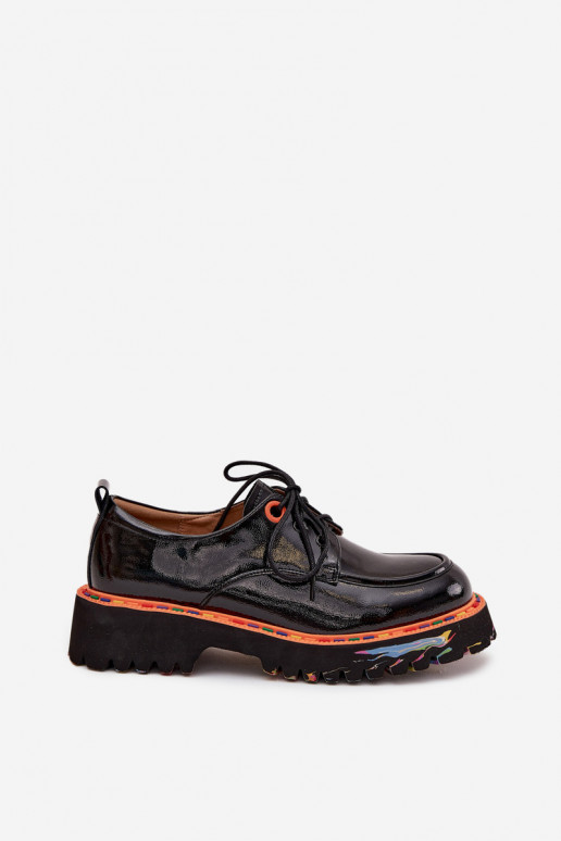 Zwarte leren schoenen met lakeffect Artiker 57C0176