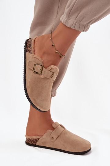 Beige warme damesklompen met bont aan de binnenkant en gespen Sylisse