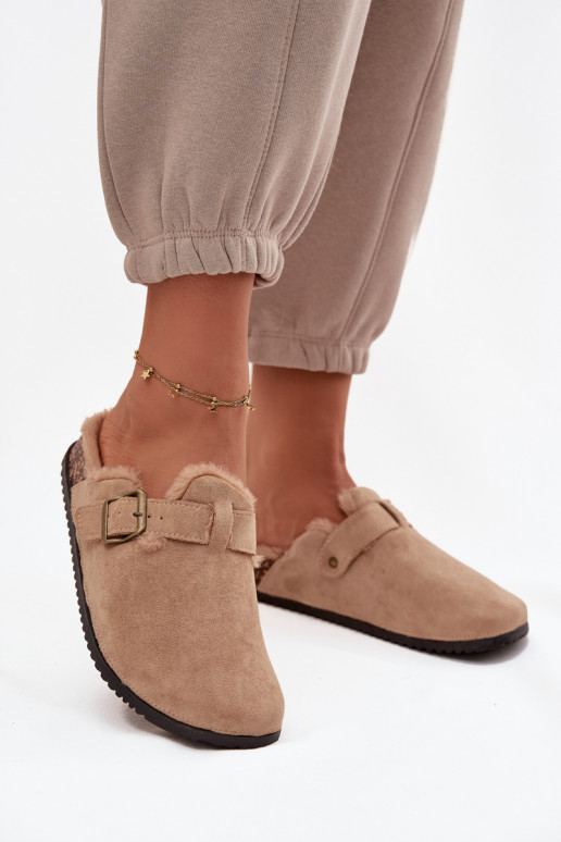 Beige warme damesklompen met bont aan de binnenkant en gespen Sylisse