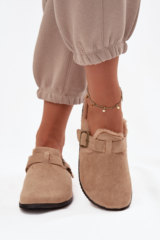 Beige warme damesklompen met bont aan de binnenkant en gespen Sylisse