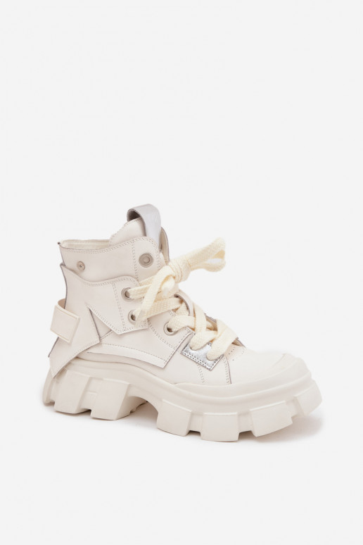 Witte geïsoleerde sportieve enkellaarsjes GOE SS2N4055