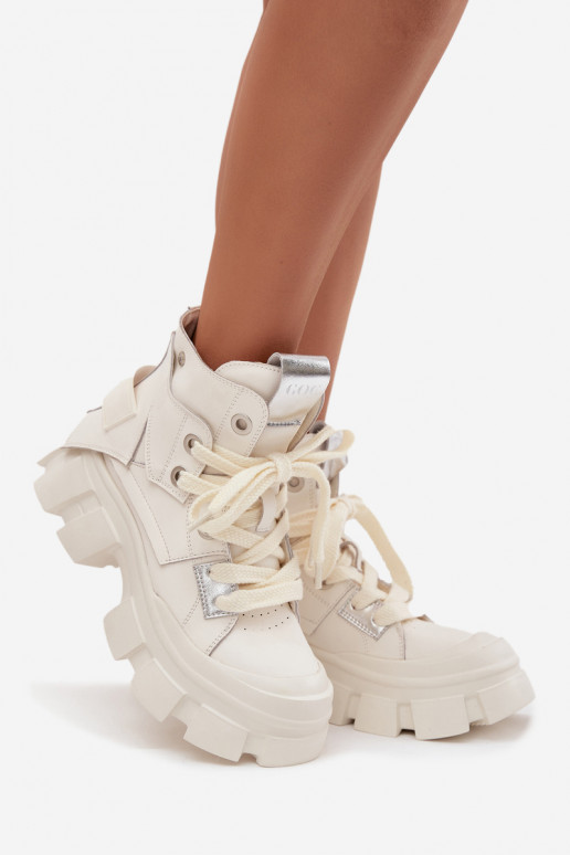 Witte geïsoleerde sportieve enkellaarsjes GOE SS2N4055