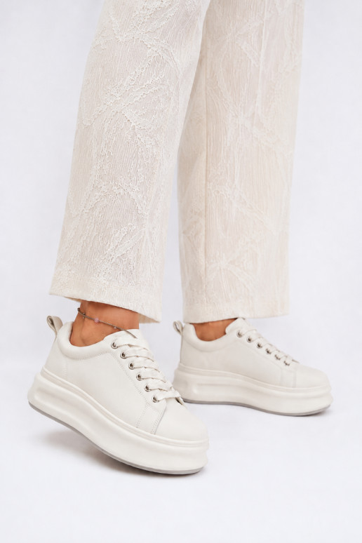 Witte dames sneakers met platform GOE SS2N4021