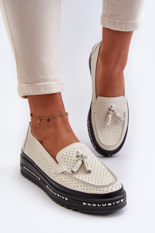 Dames mocassins van faux leather op een platform in zand Assetnima