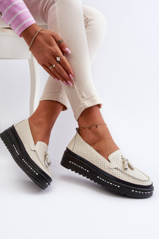 Dames mocassins van faux leather op een platform in zand Assetnima