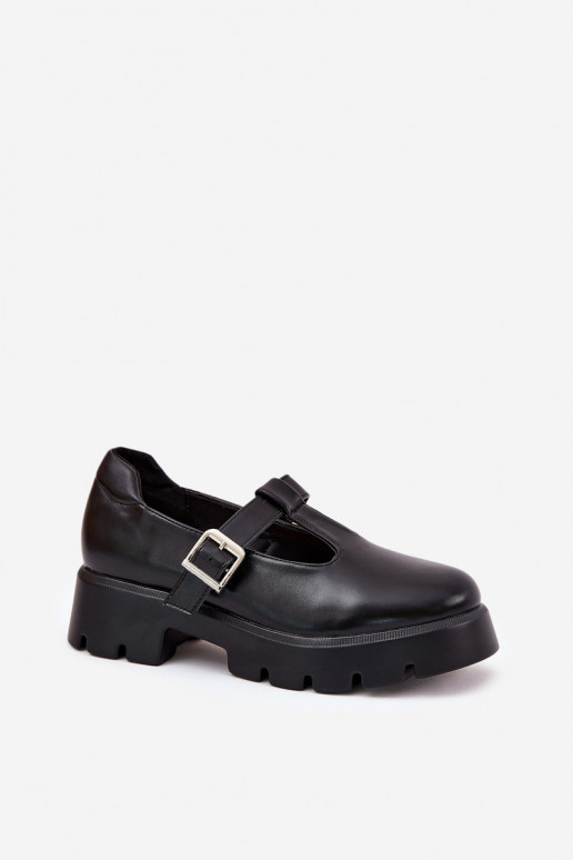 Zwarte dameschoenen met gespen op het platform Venda