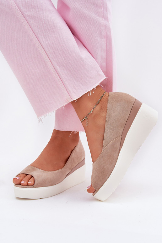 Dames platform sandalen van faux suede in zandkleur Velira
