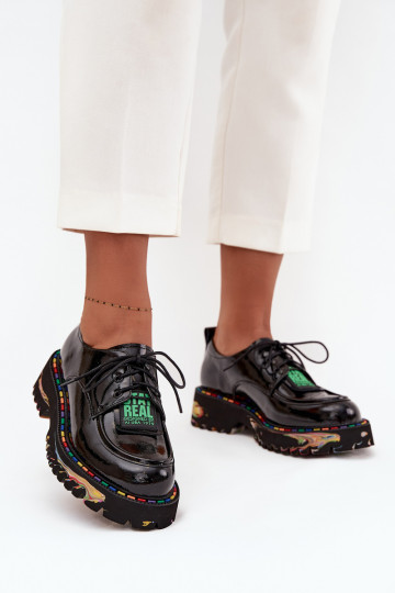 Dames schoenen met lak effect Artiker 57C0172 in zwart 2