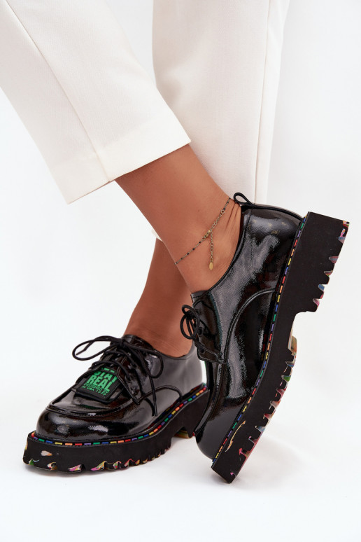 Dames schoenen met lak effect Artiker 57C0172 in zwart