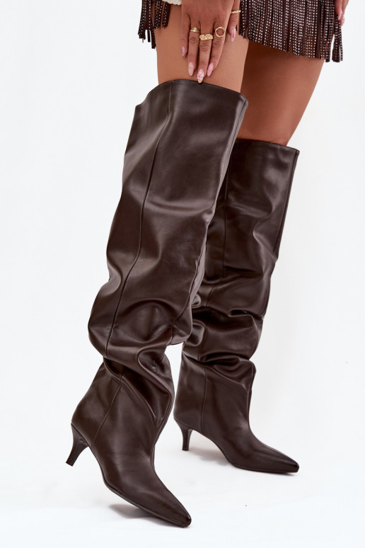 Dames kniehoog instaplaarzen met slanke hakken in chocolade Ysolienne