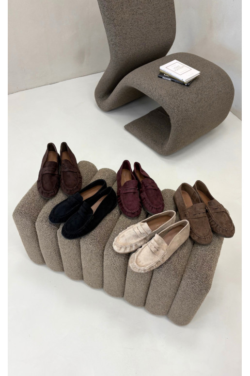 Damesmokassins met ruches van faux suede in zandkleur Sabley