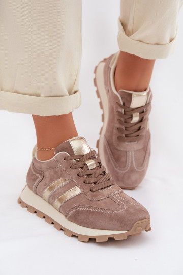 Zandkleurige dames sneakers van faux suede op een platform S.Barski LR61-7097