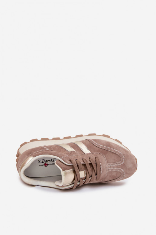 Zandkleurige dames sneakers van faux suede op een platform S.Barski LR61-7097