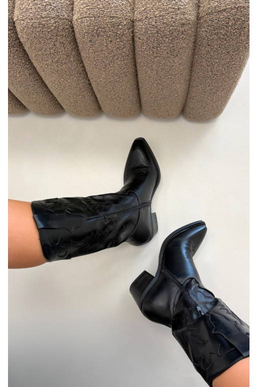 Kniehoge cowboylaarzen met hakken in zwarte faux leather Jarissa