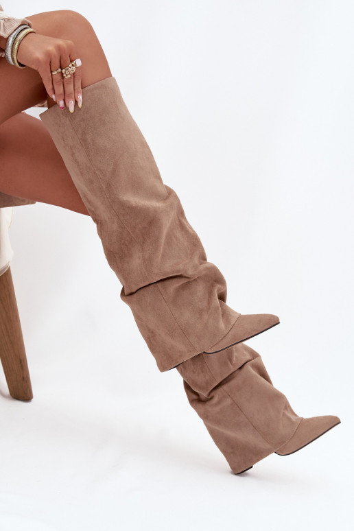 Dames lange laarzen gevoerd met inzetstukken en hakken van faux suede zand Elivira