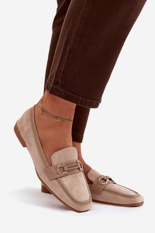 Zandkleurige mocassins met decoratieve elementen Evelora