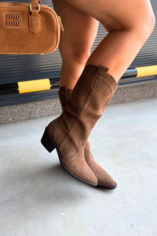 Lange cowboylaarzen van natuurlijk suede met isolatie en hakken in bruine kleur Radley