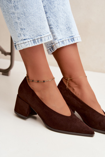 Schoenen met puntige neus en vierkante hakken in chocolade kleur Lavisa 2