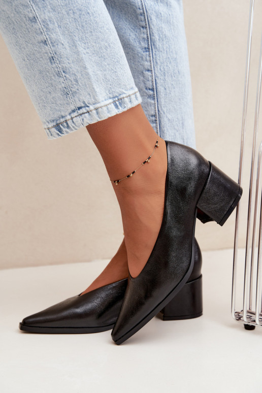 Schoenen met puntige neus en vierkante hakken van faux leather in zwarte kleur Lavisa