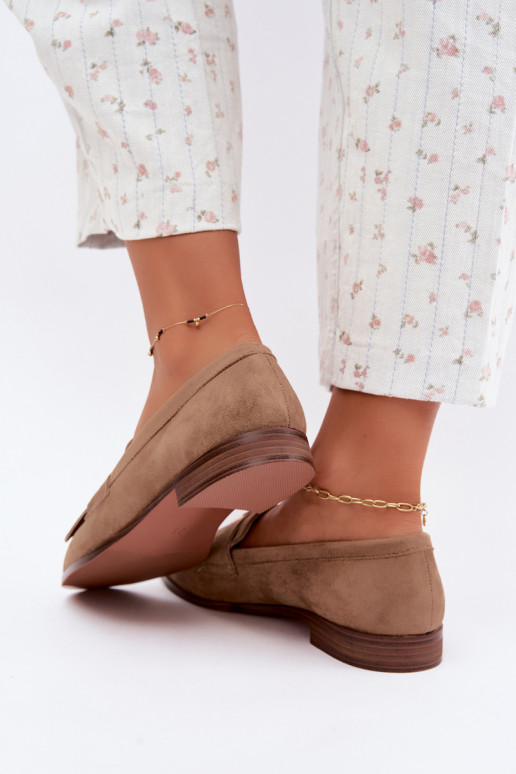 Zandkleurige dames mocassins met franjes en gouden details Brenis