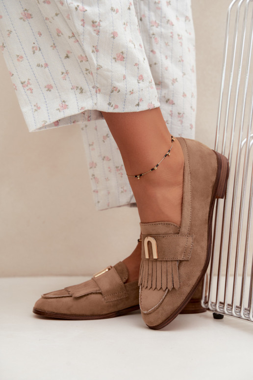 Zandkleurige dames mocassins met franjes en gouden details Brenis