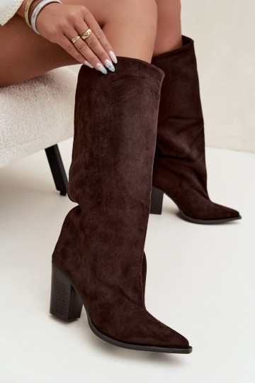 Dames kniehoge instaplaarzen met hakken in faux suede chocoladekleur Carmina