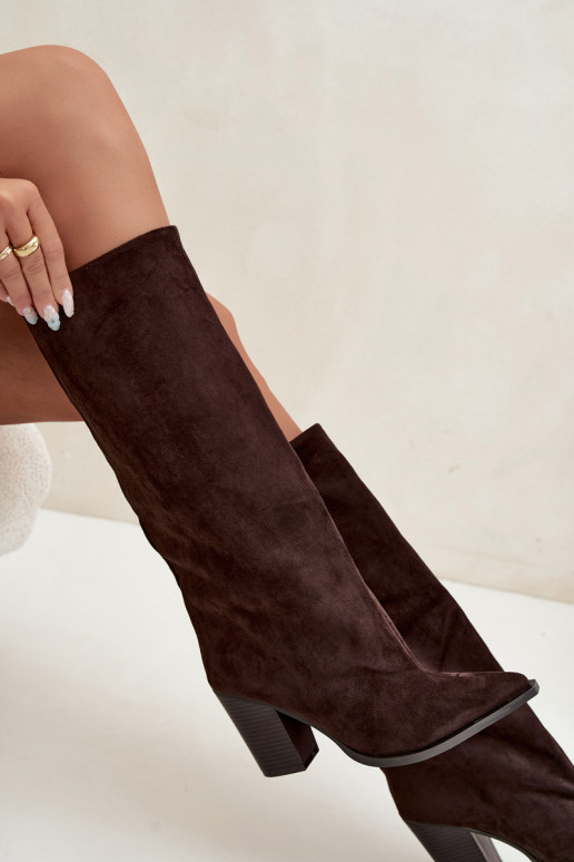 Dames kniehoge instaplaarzen met hakken in faux suede chocoladekleur Carmina