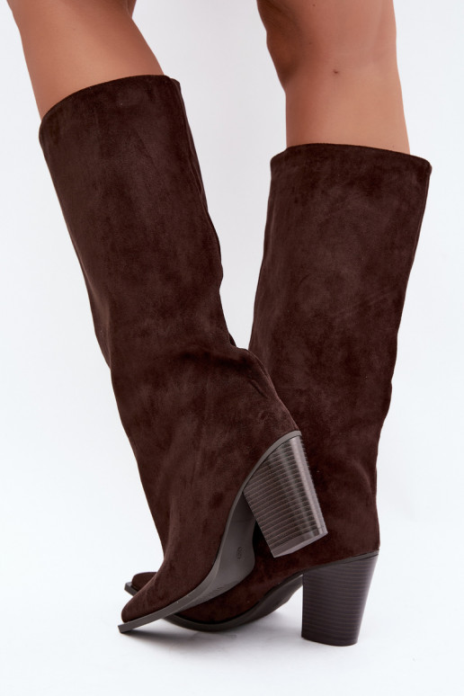 Dames kniehoge instaplaarzen met hakken in faux suede chocoladekleur Carmina