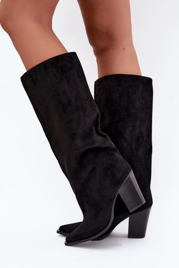 Dames kniehoge instaplaarzen met hakken in faux suede zwarte kleur Carmina
