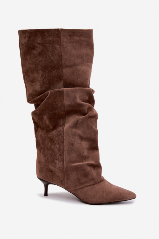 Khaki gekreukte kniehoge laarzen met kitten heel van suede LoĮen