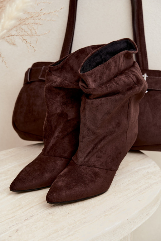 Chocoladekleurige instap enkellaarsjes met dunne hakken Slouchy Yesenia