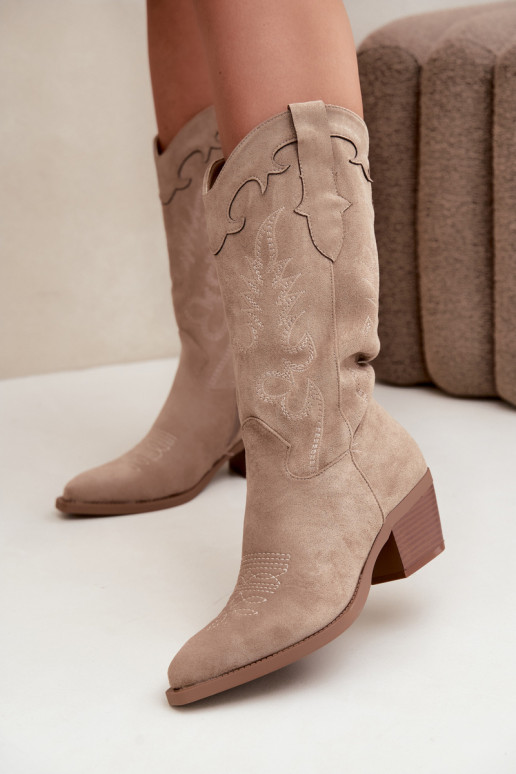 Zandkleurige faux suede cowboylaarzen met hakken Jarissa