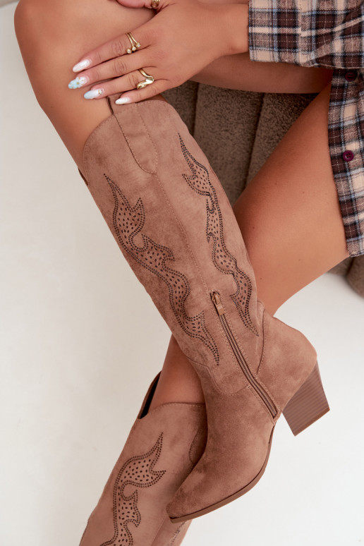 lange cowboy-stijl laarzen met decoratie op de schacht in bruine kleur Greyla