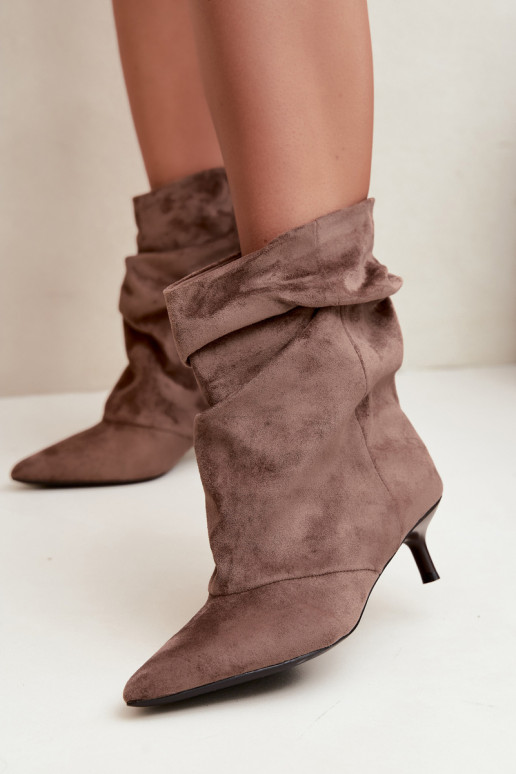 slouchy instap enkellaarsjes met hak in khaki kleur Farren