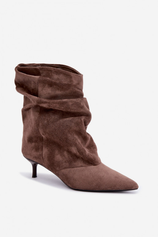 slouchy instap enkellaarsjes met hak in khaki kleur Farren