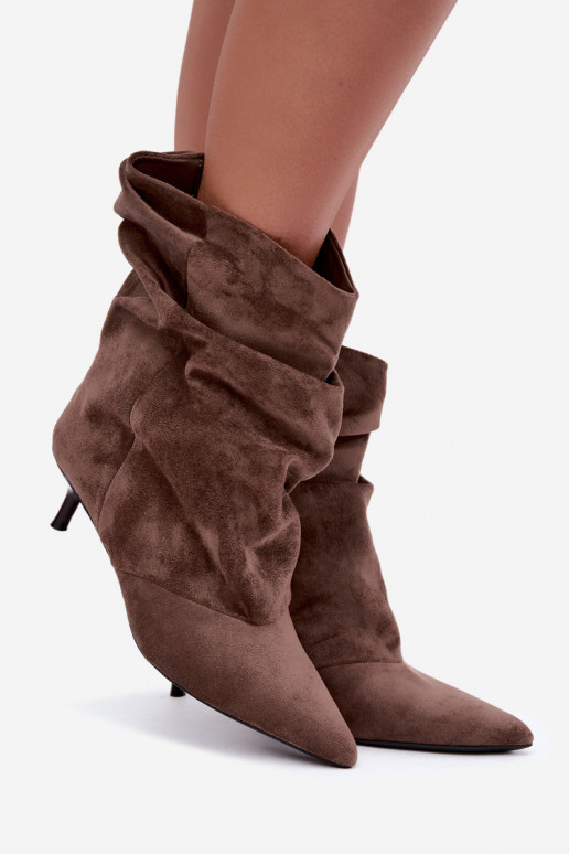 slouchy instap enkellaarsjes met hak in khaki kleur Farren