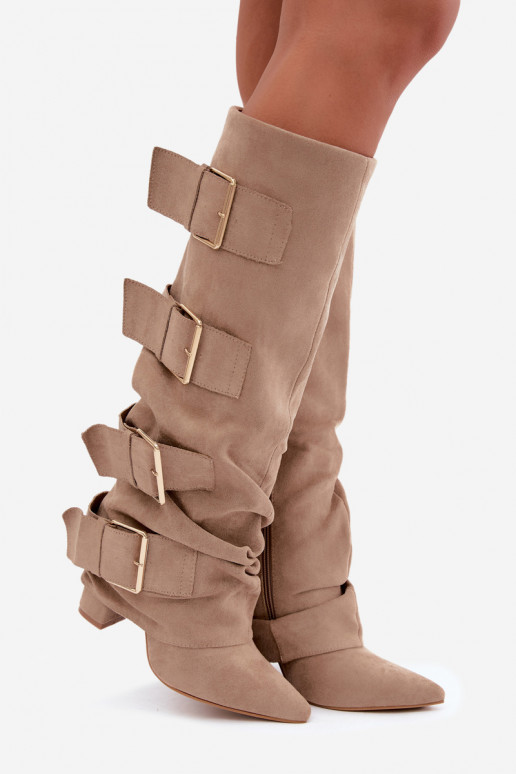 dames kniehoogte laarzen met een gestikte schacht in goudkleur met gespen van faux suede in khaki Isa