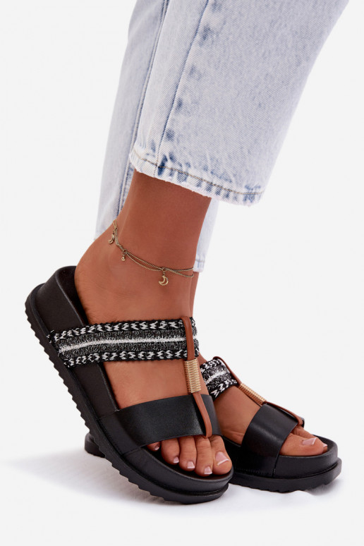 Zwarte dames slippers met platform, bandjes en gouden details Tahlia