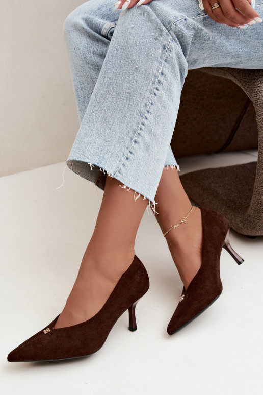 Chocolade sandalen van faux suede met gouden details Adessa