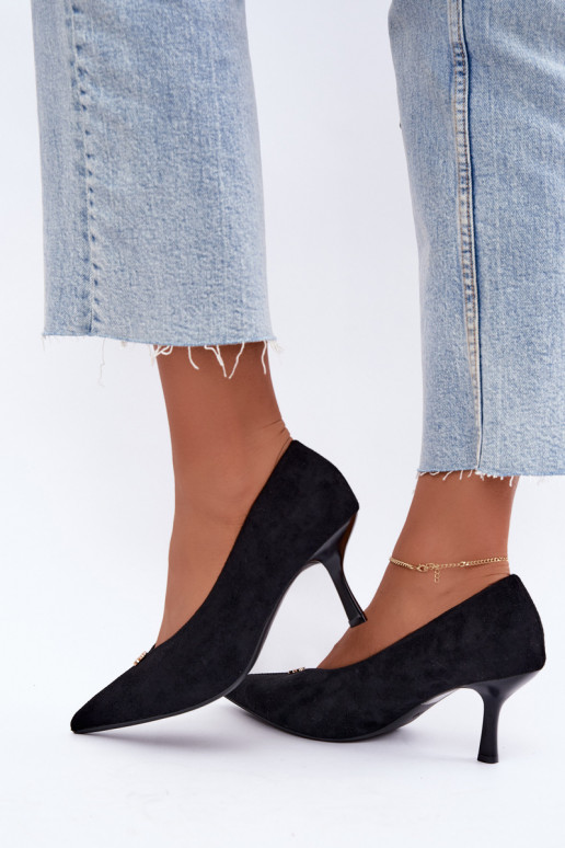 Zwarte sandalen van faux suede met gouden details Adessa