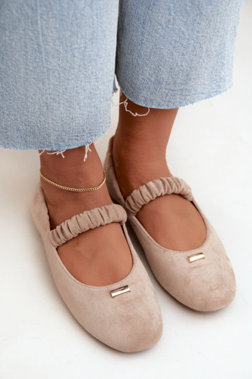 Sandalen met decoratieve details in zandkleur Brinelle