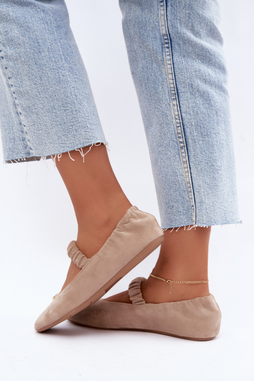 Sandalen met decoratieve details in zandkleur Brinelle