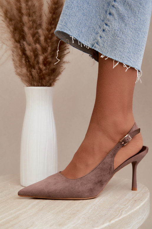 Czekolado Cassy faux suede sandalen met dunne hakken in kaki